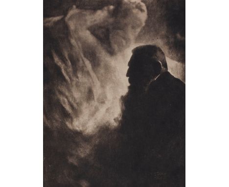   Edward SteichenRodin  Photogravüre auf Japanpapier. 21,1 x 16 cm. Unten rechts im Negativ signiert. Auf Originalkarton mont