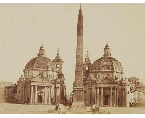   AnonymPiazza del Popolo  Albuminabzug. 30 x 39,1 cm. Auf Originalkarton aufgezogen, dort unten rechts von fremder Hand mit 