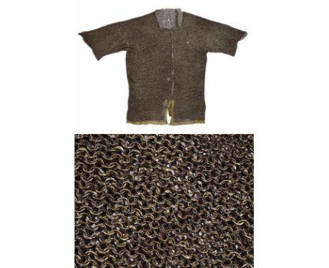dating: 15th Century provenance: Europe, Consisting of countless riveted rings of small diameter (4 mm). Half-sleeved with fr