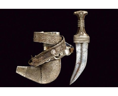 dating: Late 19th Century provenance: Yemen, Large, curved, double-edged blade (small defects) with central rib. Horn grip wi