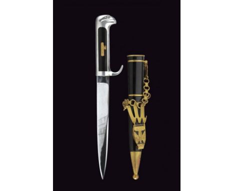 dating: 1940 - 1945 circa provenance: Italy, Well-preserved blade with small signs of use. Aluminium grip also in good condit