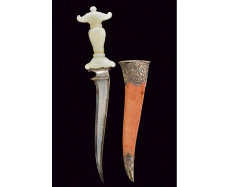 dating: 19th Century provenance: India, Curved, single-edged, pesh kabz type blade, made of damask, with T-shaped back. Jade 