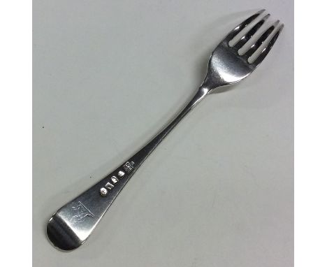 YORK: A Georgian silver OE pattern fork with crested terminal. Approx. 67 grams. Est. £20 - £30.