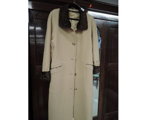 A vintage 1980's beige wool coat approx size 14