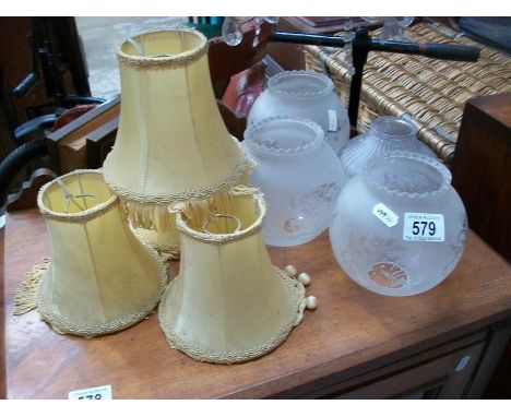 4 glass lamp shades and 4 linen lamp shades