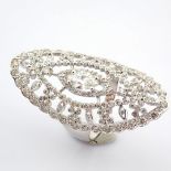 18k white gold ring detailed with 1.86 ct brilliant diamonds