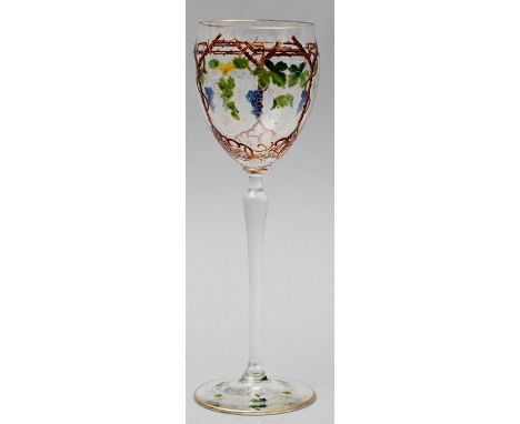 Jugendstil-Stängelglas, vermutl. Böhmen, um 1890/ 1900Farbloses Glas mit Transparentemailbemalung. Die eiförmig gebauchte Kup