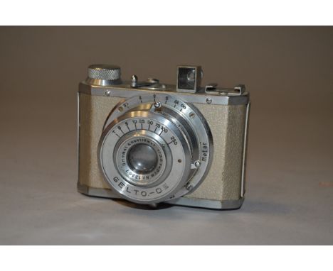A Toakoki Seisakusho Gelto -D III Roll Film Camera, chrome, post-war model, telescoping Grimmel Anastigmat 5 cm f/3.5 lens, c