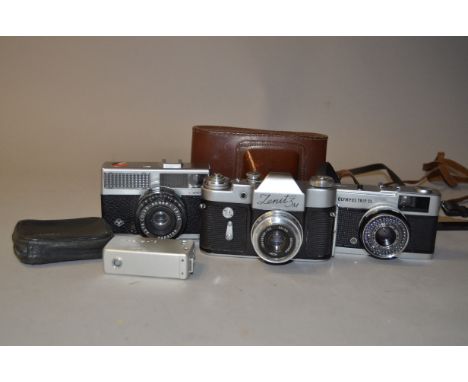 A Zenit 3M and Minolta 16 II Cameras, a Zenit 3M SLR camera, serial no 63040455, shutter working, with an Industar-50 f/3.5 l