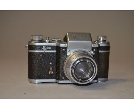A Rectaflex Standard 1300 SLR Camera, serial no 26605, shutter sticking, body F, age-related wear, with a Schneider-Kreuznach