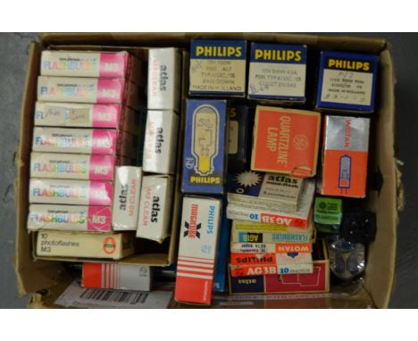 A Box of Projector Lamps and Flash Bulbs, mainly boxed, various lamp types, flashcubes, magicubes, AG1 bulbs, AG3 bulbs inclu