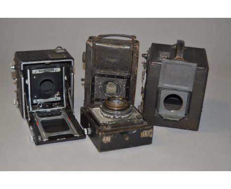 A Graflex Series B 4" x 5" SLR Plate Camera Body, lens missing, together with a Graflex Speed Graphic Press Camera Body, lens