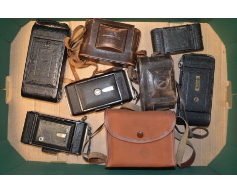 A Group of German Roll Film Folding Cameras, an Ernemann Bob I 6 x 9cm, a Goerz 4 x 6.5cm Tenax, an ICA Icarette, a Voigtländ