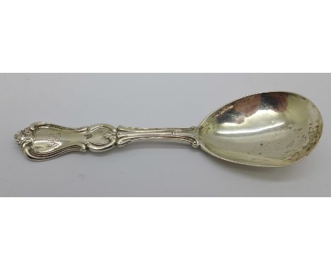 A Victorian silver caddy spoon, London 1851, 21g 