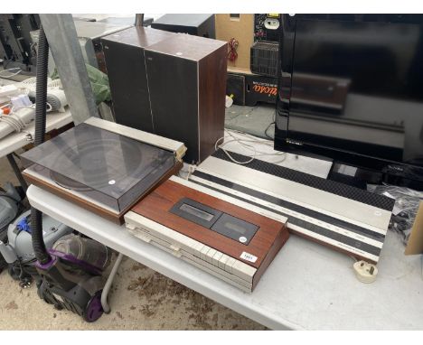 VARIOUS BANG AND OLUFSEN  HIFI ITEMS- A BEOGRAM 3000 RECORD PLAYER (DAMAGE TO LID) A BEOMASTER 1900, BEOCORD 1101 AND A PAIR 