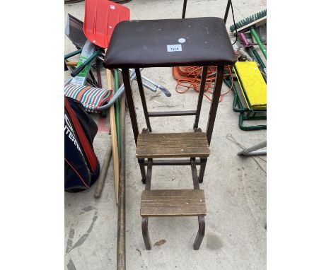 A RETRO KITCHEN STEP/STOOL 