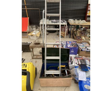 AN ASSORTMENT OF TOOLS TO INCLUDE A METAL TOOL CHEST, SHEARS, PICK AXE HEAD AND LOFT LADDER ETC 
