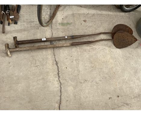 TWO VINTAGE LONG HANDLED SPADES 