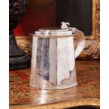 A 1672 CHARLES II PERIOD STERLING SILVER TANKARD BY JOHN GRAY, LONDON