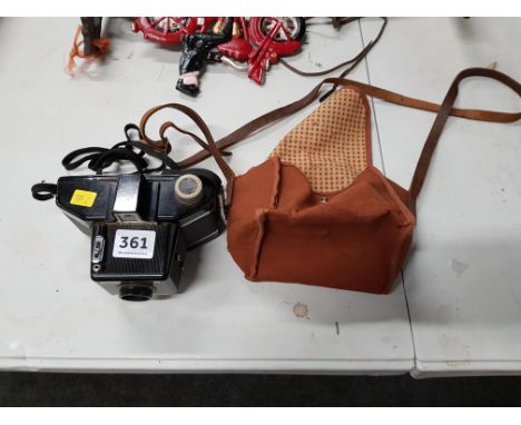 VINTAGE CAMERA