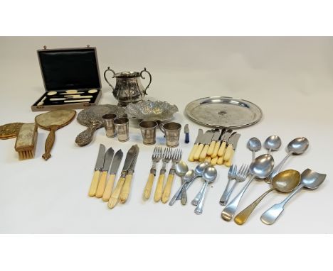 Collection of silver plated ware; Dressing table set with Straton Compact, Knives, Forks, spoons, trinket dishes etc