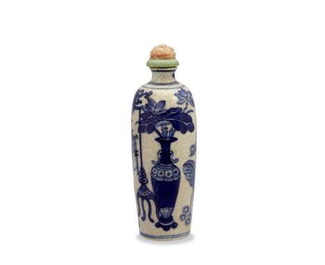 A Chinese blue and white decorated soft paste cylindrical snuff bottle 18th/19th Century decorated with lantern and stand, va