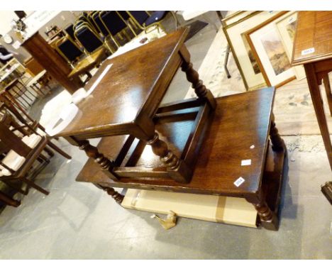 Oak coffee table from Arighi Bianchi, 1980's, 120 x 60 cm and matching lamp table