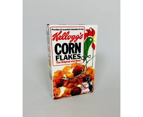 Andy WARHOL (1928-1987), Attribué à.  Kellogg’s Corn Flakes. Boîte en carton. Signé au feutre. Cachet de la signature et cach