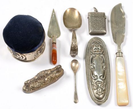 MISCELLANEOUS SILVER ARTICLES, INCLUDING PIN CUSHION, VESTA CASE, CADDY SPOON, ETC, GEORGE III AND LATER, 1OZ 16DWTS WEIGHABL
