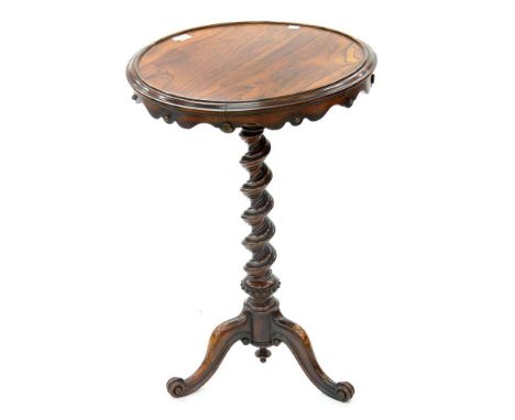 A VICTORIAN ROSEWOOD TRIPOD TABLE, 73CM H X 49CM D