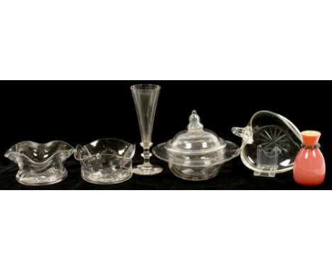 AN ENGLISH GLASS ALE FLUTE WITH DOUBLE KNOPPED STEM, 17CM H, 19TH C, A PAIR OF ENGLISH ART NOUVEAU GLASS SHAPED SQUARE BOWLS,