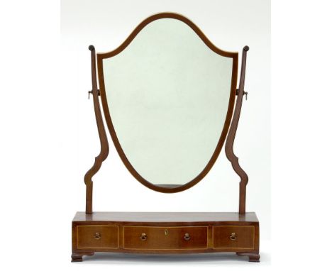 AN EDWARDIAN MAHOGANY AND LINE INLAID SERPENTINE DRESSING MIRROR WITH SHIELD SHAPED PLATE, 61CM L, A LATE VICTORIAN BRASS ROP