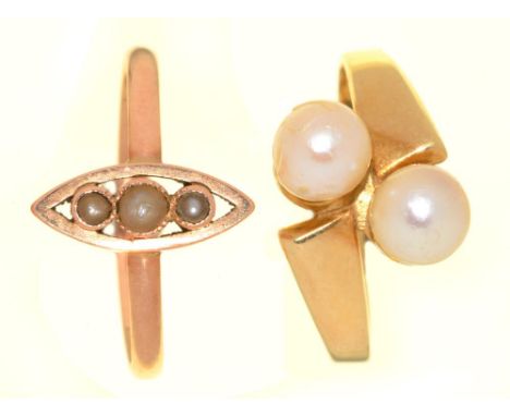TWO PEARL RINGS, IN GOLD, UNMARKED, 4G, SIZE K - P++LIGHT WEAR CONSISTENT WITH AGE 