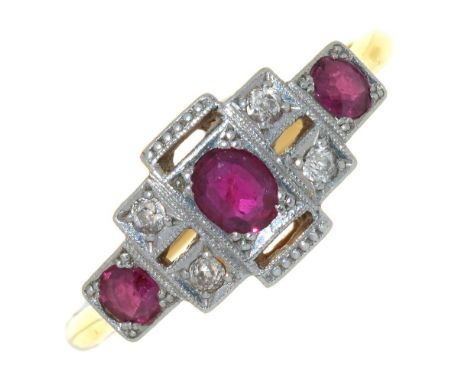 AN ART DECO OLD CUT DIAMOND AND RUBY RING, IN GOLD MARKED 18CT AND PLAT, 3G, SIZE Q++GOOD CONDITION