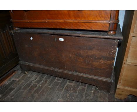 Antique elm blanket box on bracket feet (at fault) 