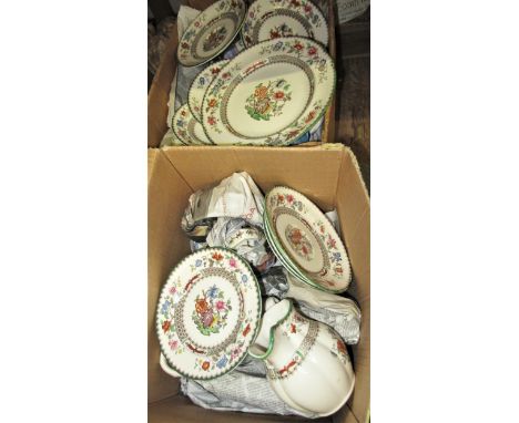 Quantity of Copeland Spode Chinese Rose pattern dinner and teaware 