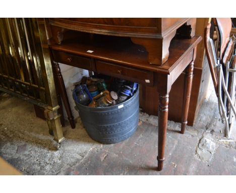 Small George III figured mahogany oval drop-leaf dining table on tapering supports with pad feet, 40.5ins wide together with 