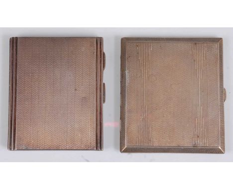 An Art Deco silver pocket cigarette case, having stylised engine turned exterior and gilt-washed interior, maker Dudley Russe