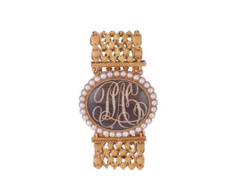AN 19TH CENTURY GOLD BRACELET WITH HALF PEARL AND HAIRWORK CLASPSECOND QUARTER OF THE 19TH CENTURYThe pressed textured fancy 