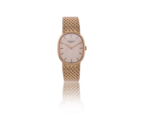 PATEK PHILIPPE, ELLIPSE, REF. 3848/8 AN 18 CARAT GOLD BRACELET WATCH, NO. 2871535, CIRCA 1980Movement: Cal. 215, manual wind,