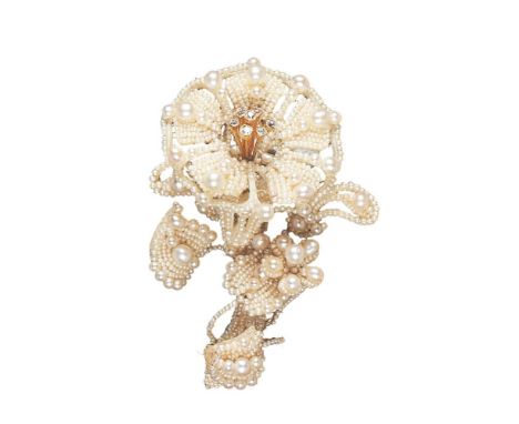 Y A MID VICTORIAN PEARL AND SEED PEARL EN TREMBLANT BROOCH CIRCA 1860The mother of pearl, pearl and seed pearl morning glory 