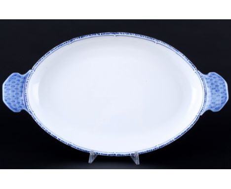 Meissen Blaue Rispe nach Riemerschmid Henkelplatte 1.Wahl, handled platter 1st choice,Porzellan, blaue Schwertermarke 1. Wahl