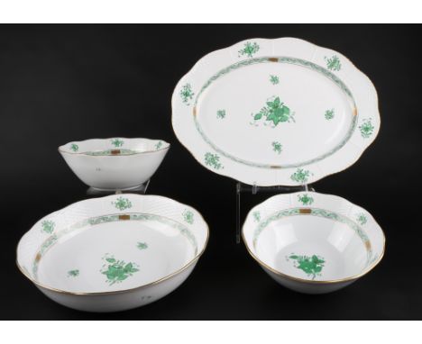 Herend Apponyi Vert 3 Schalen und Platte, bowls and platter,4-teiliges Porzellan, Ungarn 20. Jahrhundert, blaue Bodenmarke, D