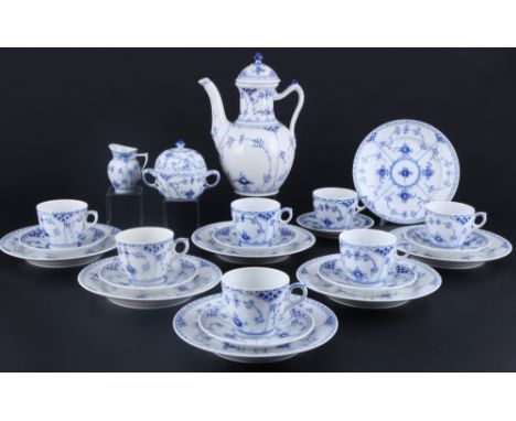 Royal Copenhagen Musselmalet Kaffeeservice für 7 Personen, coffee service for 7 pers.,24-teiliges Porzellan, Dänemark, mit gr