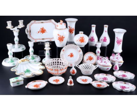 Herend Apponyi Orange, Purpur &amp; Vert umfangreiches Konvolut Zierporzellan, splendor porcelain lot,34-teiliges Porzellanlo