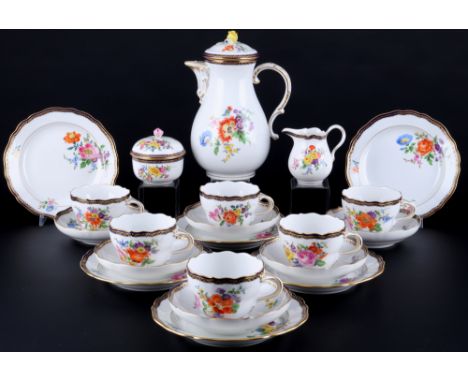 Meissen A-Kante Blumenbukett Kaffeeservice für 6 Personen 1.Wahl, coffee service for 6 pers. 1st choice,21-teiliges Porzellan