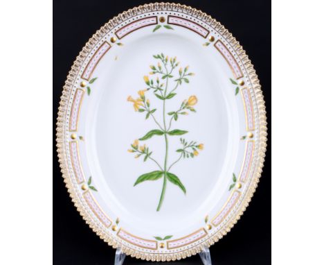 Royal Copenhagen Flora Danica ovale Prunkplatte 3516, large oval platter 1st choice,  Porzellan, Dänemark, mit grüner Firmenm