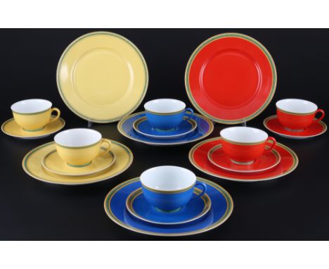 Hermes Paris Toucans 6 Gedecke für Kaffee / Tee, cups with saucers and dessert plates for coffee / tea,Porzellan, Frankreich 