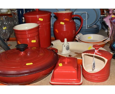 LE CREUSET KITCHEN WARES ETC, comprising of two 18cm twin handled dishes, a 16 cm twin handled dish, a 32cm twin handled oval