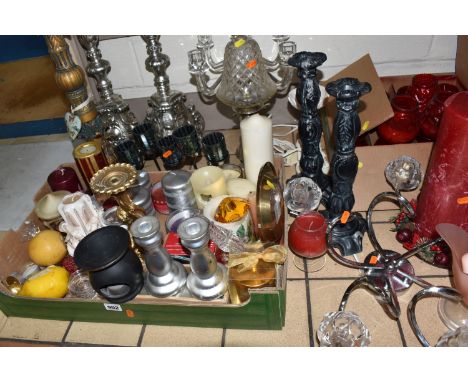 ONE BOX AND LOOSE CANDLES, CANDELABRUM AND CANDLE HOLDERS, to include a box of fifteen red 'Venetian'&nbsp; glass table light